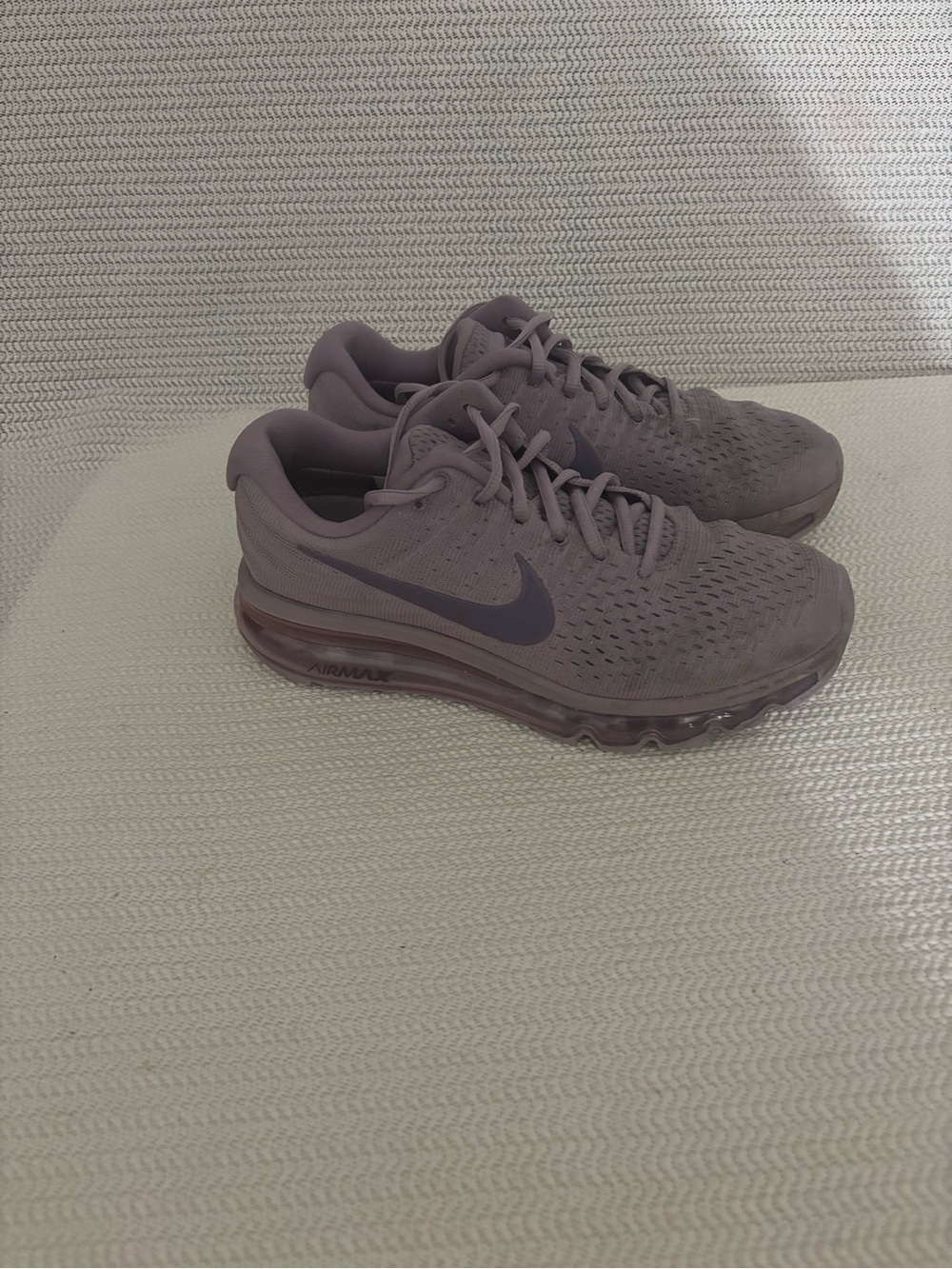 Nike Air Max Lavender-Toned Running Shoes